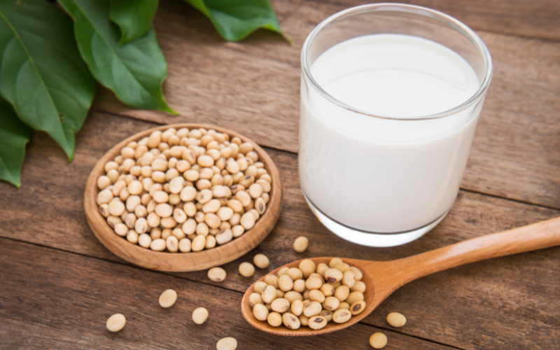 イソフラボンの摂り過ぎで生理痛が悪化するって本当 適切な1日の摂取量とは Sai Journal サイジャーナル